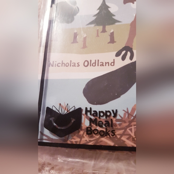 2017 The Busy Beaver Book Nicholas Oldland McDonald's Happy Meal Toy NIP - Picture 5 of 8